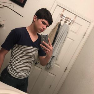 Meet your Posher, Jesus adan